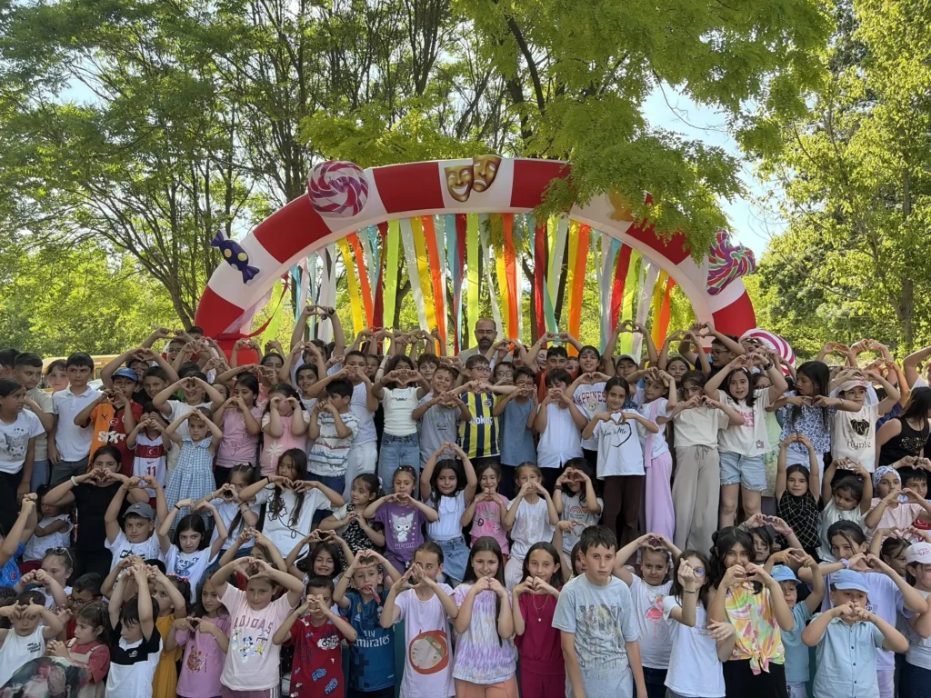 677657