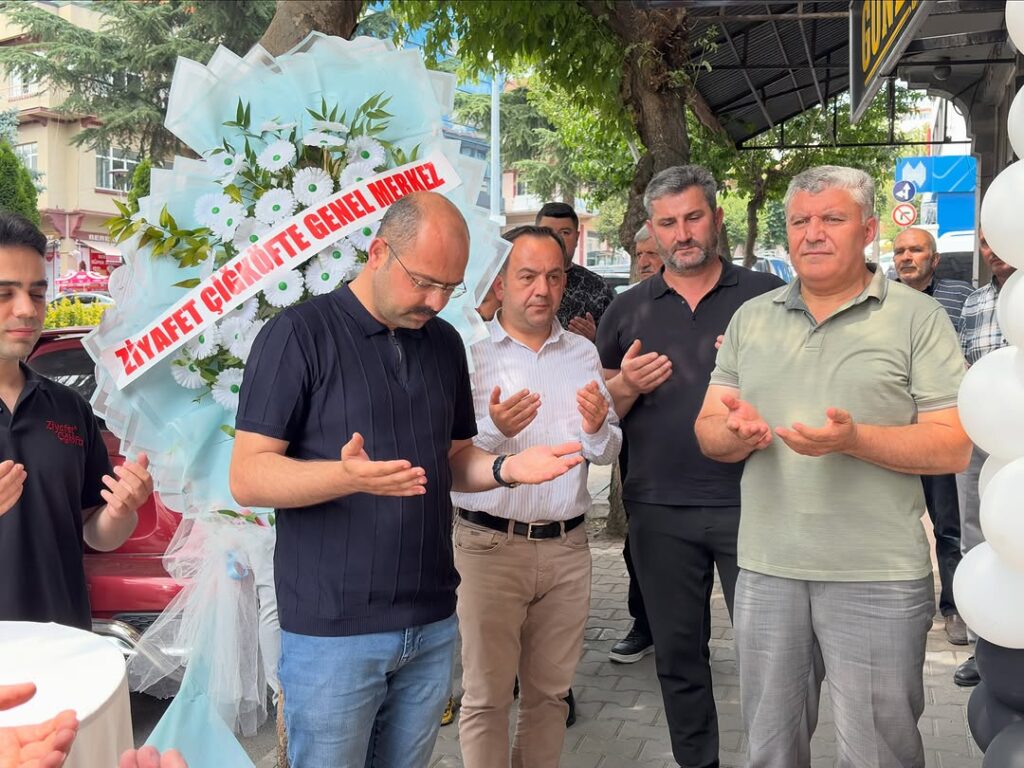 seeig_post_3945477089079618488_2