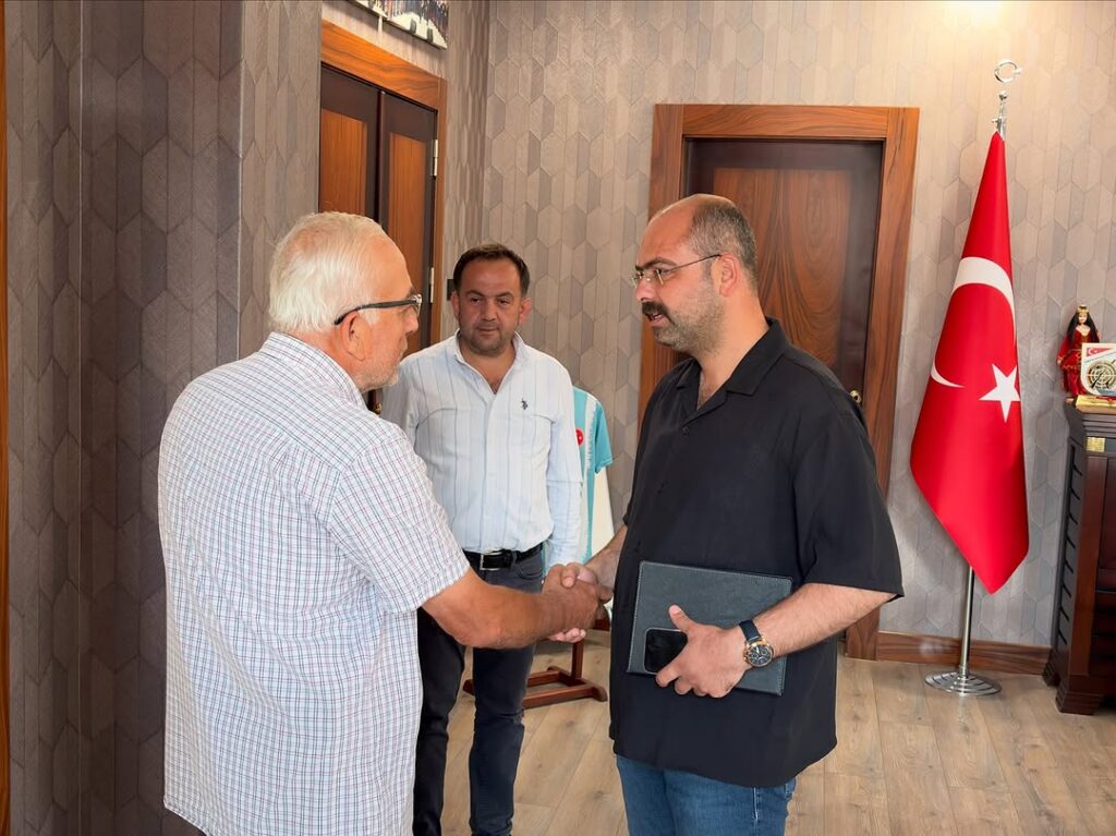 seeig_post_3947710600134003971_4
