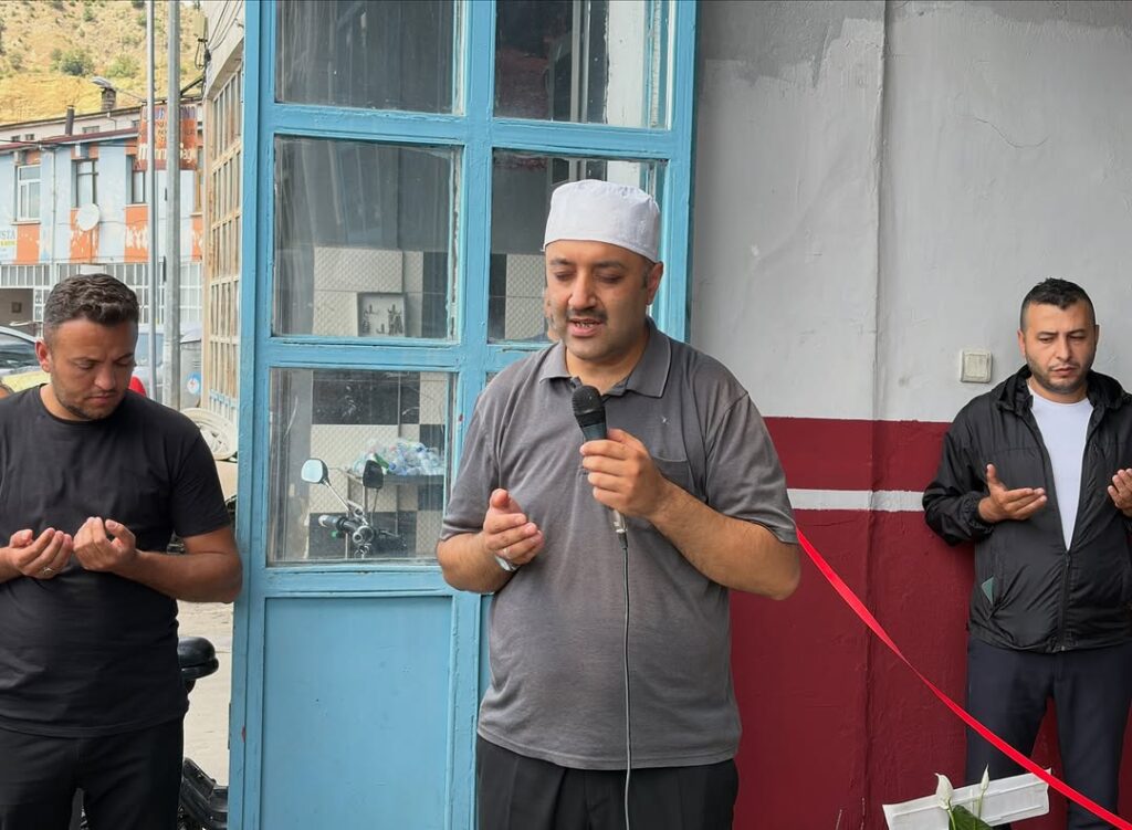 seeig_post_3948388169611258133_3