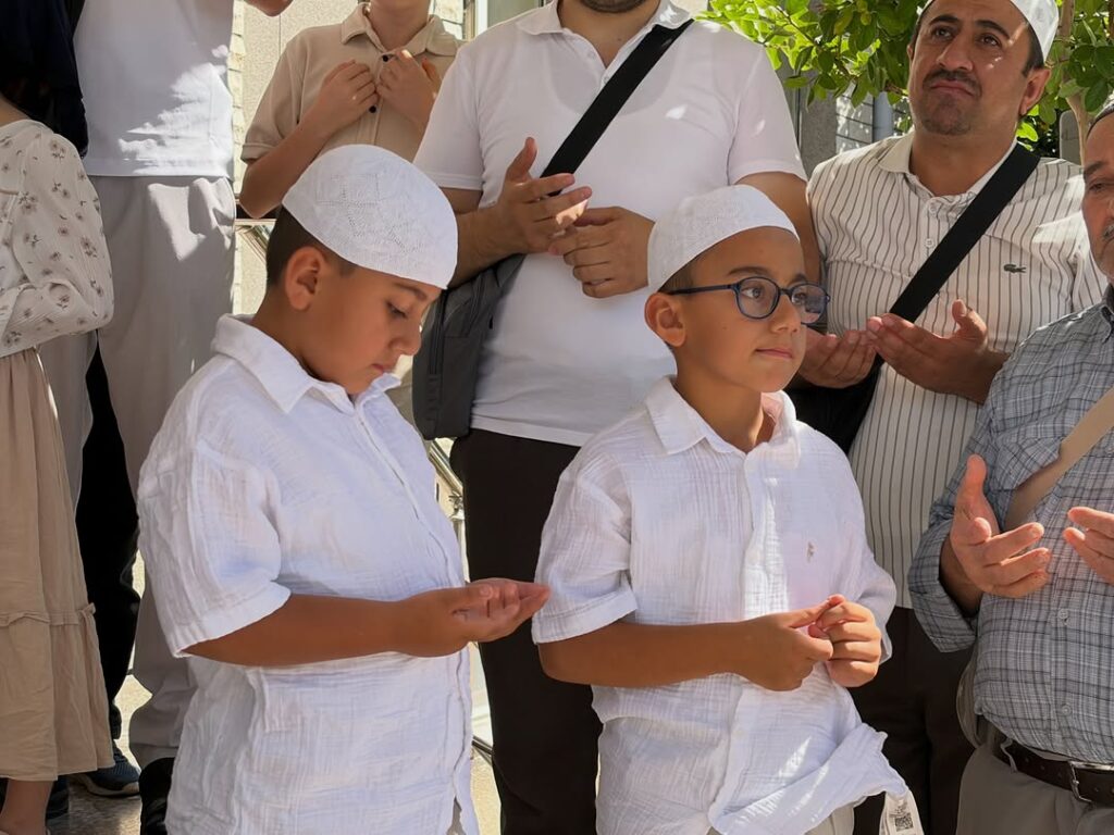 seeig_post_3952033965560865328_8