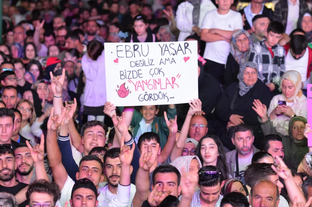 tosyabld_1788258065_3976519058913755276_1976306086