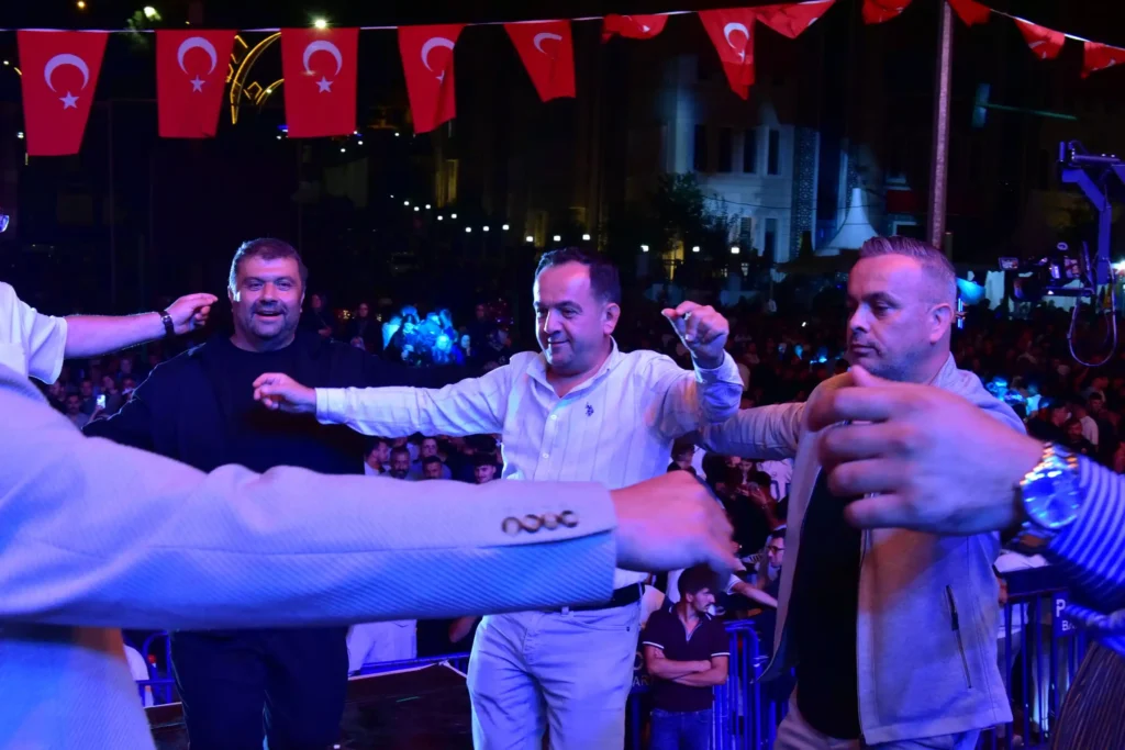 tosyabld_1788295138_3976830086579031446_1976306086