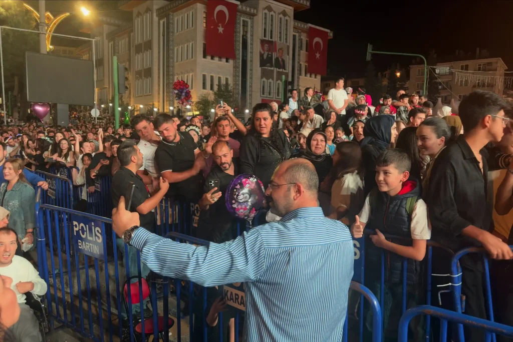 tosyabld_1788295654_3976834541601147511_1976306086