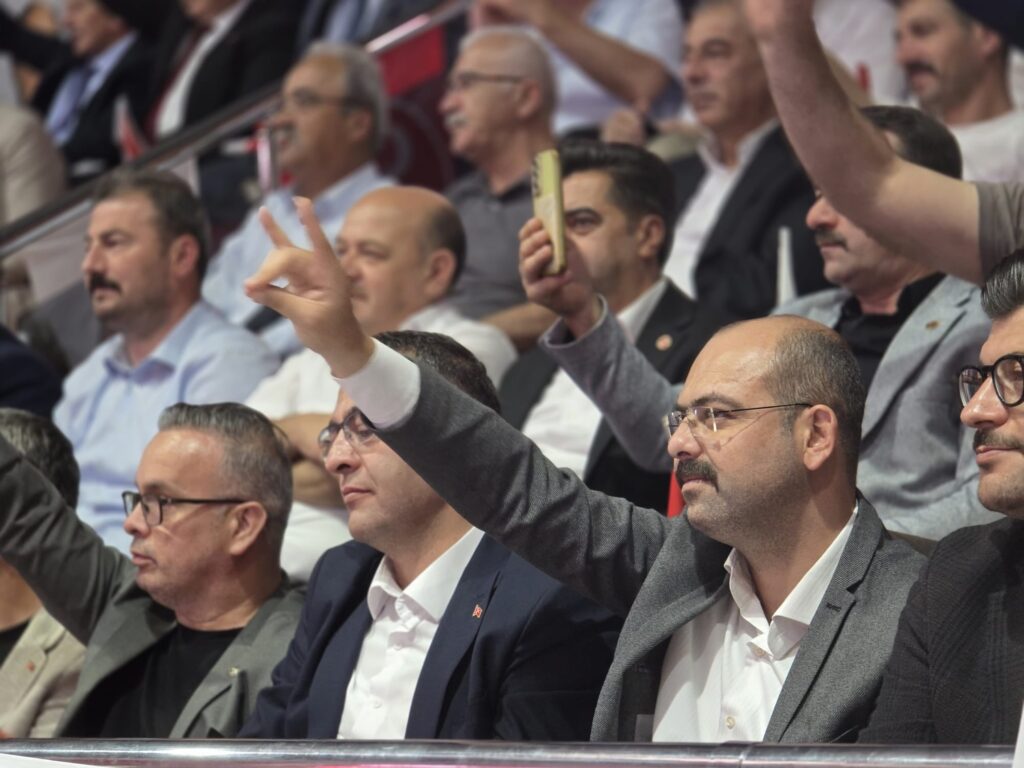 tosyabld_1788849214_3981478072856747019_1976306086