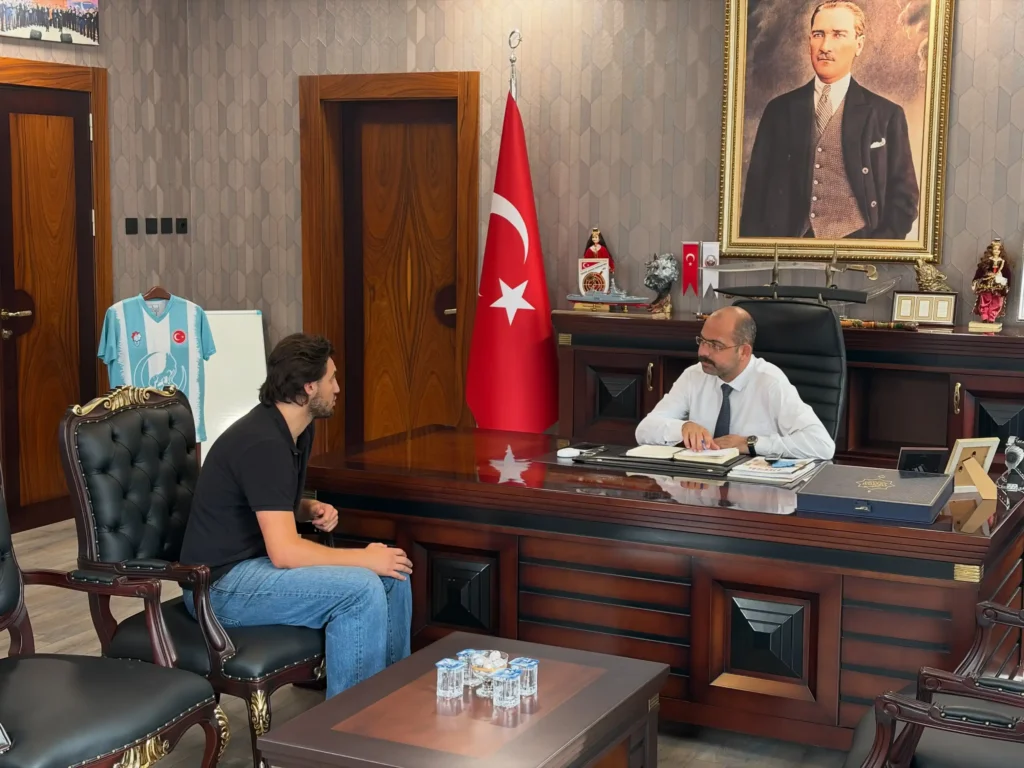 tosyabld_1789568585_3987512345040602337_1976306086