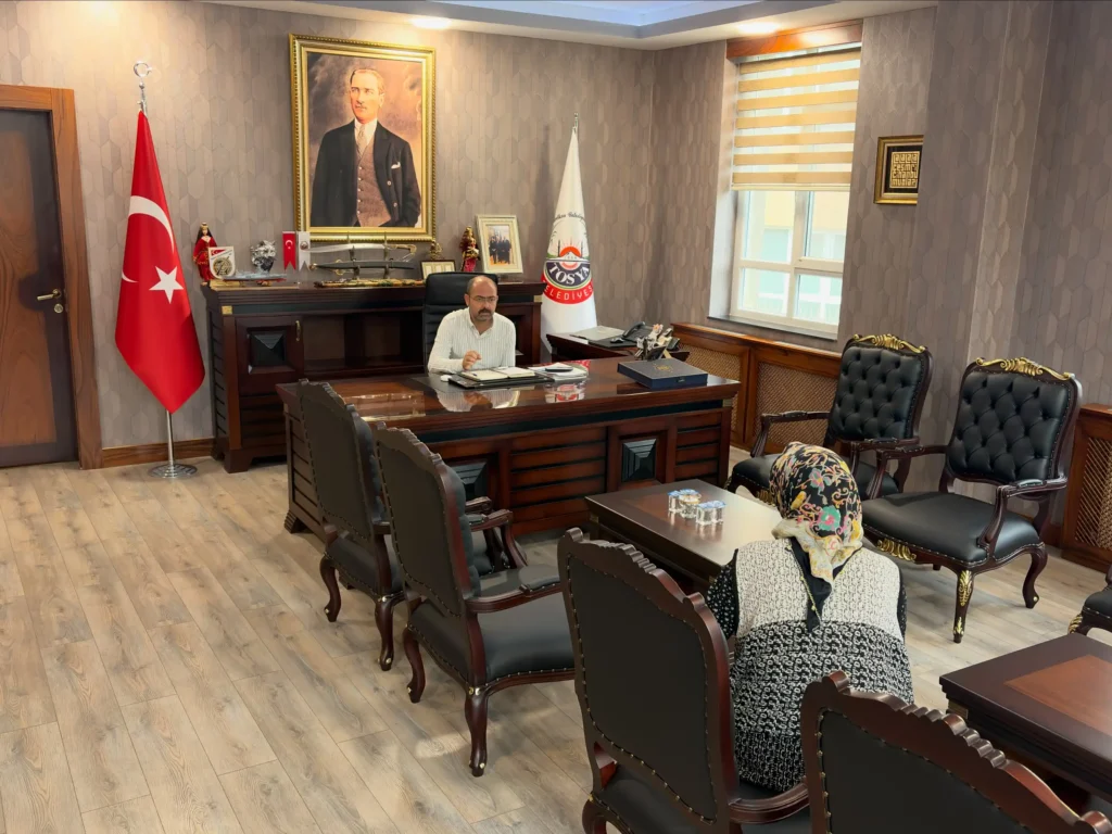 tosyabld_1789654722_3988234978572897805_1976306086