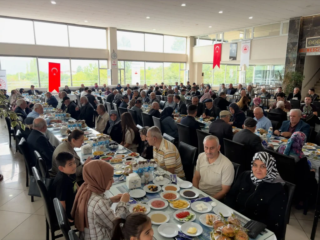 tosyabld_1789836014_3989755511089223544_1976306086