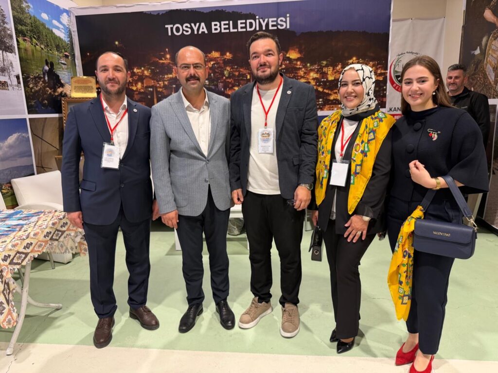 tosyabld_1791796870_4006204815983200156_1976306086