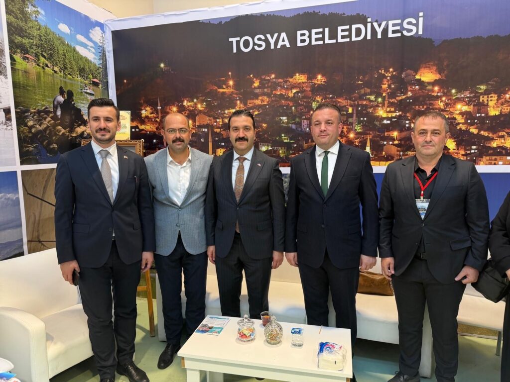 tosyabld_1791796870_4006204819372042628_1976306086