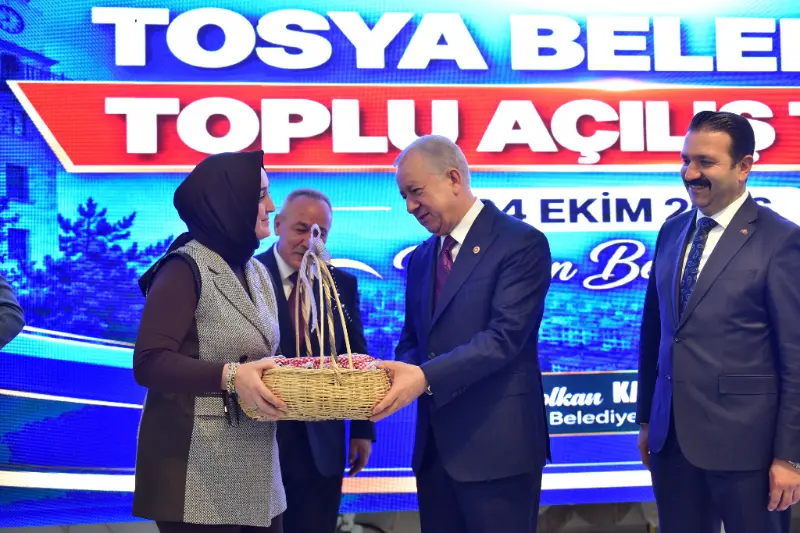 tosyabld_1792880676_4015296444169723625_1976306086