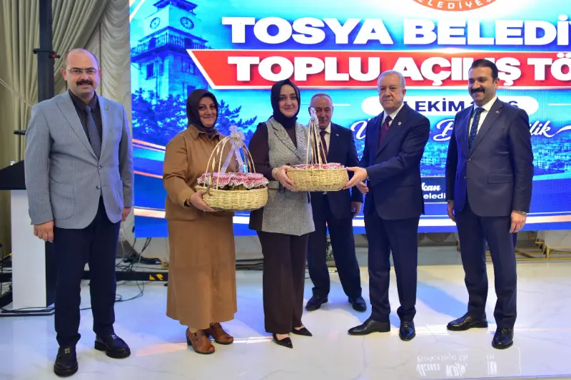 tosyabld_1792880676_4015296445872762366_1976306086