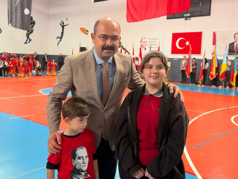tosyabld_1793283175_4018672885355879679_1976306086