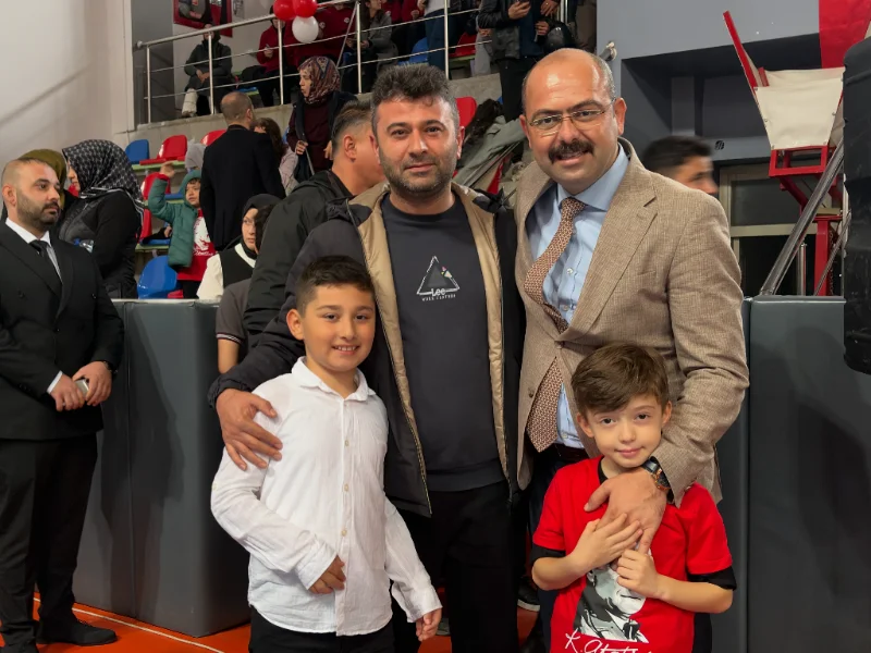 tosyabld_1793283175_4018672898827964094_1976306086