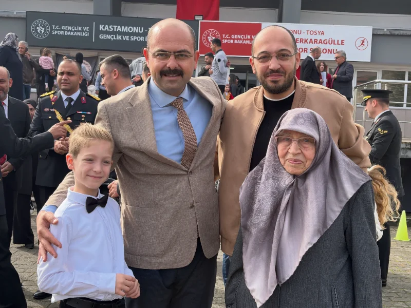 tosyabld_1793283175_4018672906428088710_1976306086